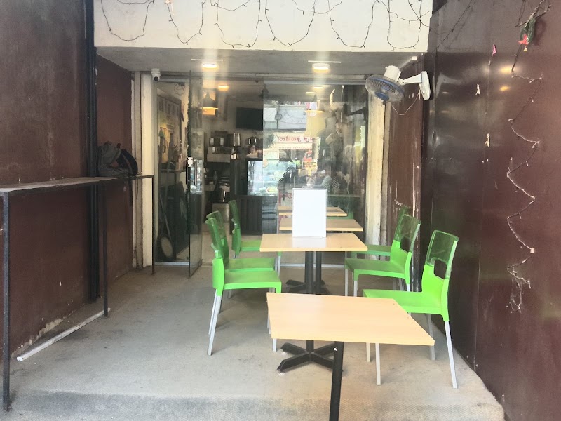 GujjuBhai's Cafe - GujjuBhai's Cafe, 18, BANSIDHAR BUILDING, R.A. Kidwai Marg, Wadala West, Wadala, Mumbai, Maharashtra 400031, India