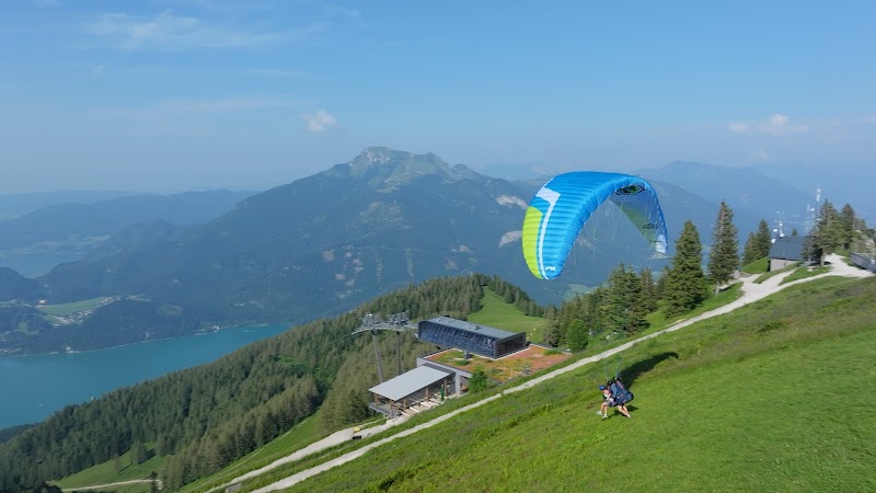Tandem Paragliding & Flugschule Salzkammergut - Tandem Paragliding & Flugschule Salzkammergut, Konrad-Lesiak-Platz 5, 5340 St. Gilgen, Austria