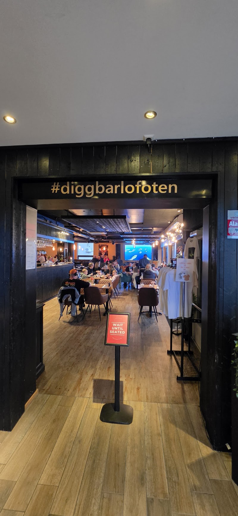 Digg Lofoten • Restaurant & Bar - Digg Lofoten • Restaurant & Bar, Storgata 59, 8370 Leknes, Norway