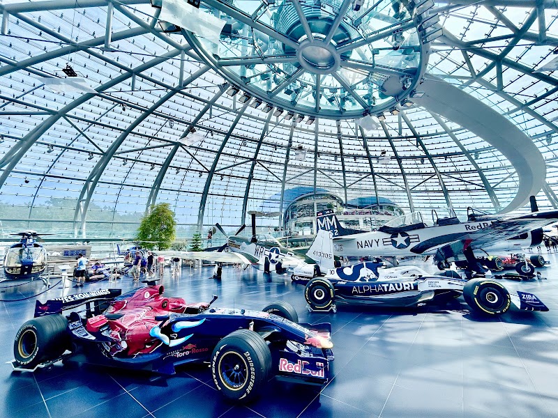 Red Bull Hangar-7 - Red Bull Hangar-7 Wilhelm-Spazier-Straße 7a, 5020 Salzburg, Austria