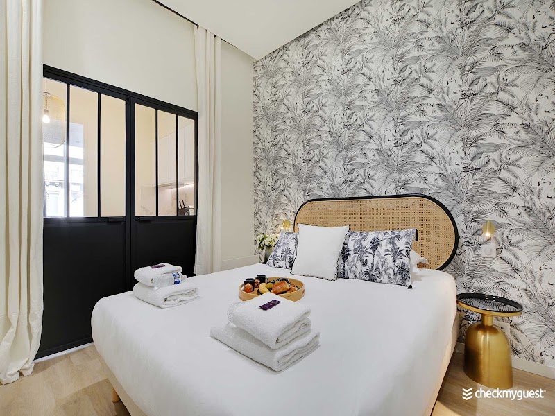 Charming apartment - 3BR/8P - Le Marais - Belvilla by Oyo - Charming apartment - 3BR/8P - Le Marais - Belvilla by Oyo 23 Rue aux Ours, 75003 Paris, France