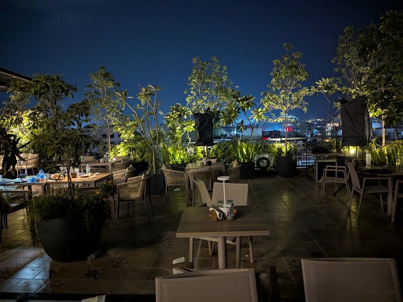 Vana Restro & Lounge - Vana Restro & Lounge Rooftop, Champion Prime Building, Champion Marg, Shakti Nagar, Udaipur, Rajasthan 313001, India