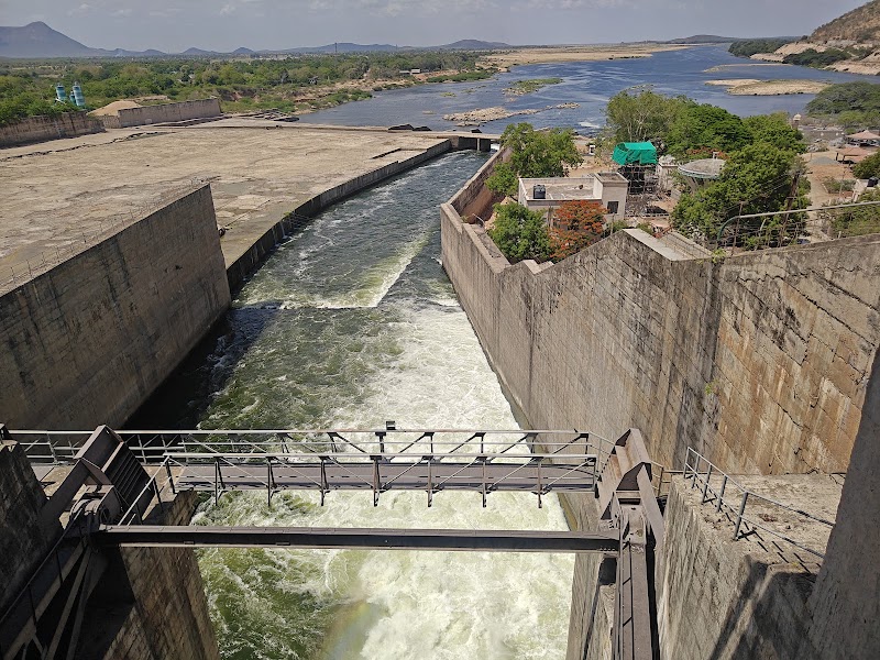 Somasila Dam - Somasila Dam, F8R3+5JG, Somasila Rd, Chapurallapalle, Andhra Pradesh 524300, India