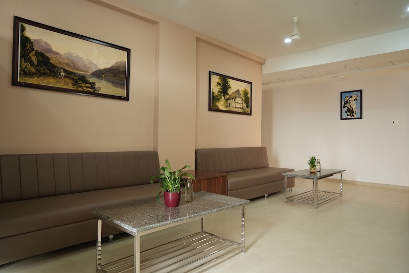 HOTEL MM PRESTIGE RAIPUR - HOTEL MM PRESTIGE RAIPUR Ramkrishna Hospital Road, davara colony, Pachpedi Naka, Raipur, Tikrapara, Chhattisgarh 492001, India