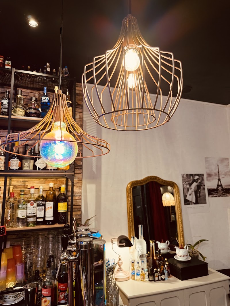 Bistrot 21 - Bistrot 21 21 Rue Jussieu, 75005 Paris, France