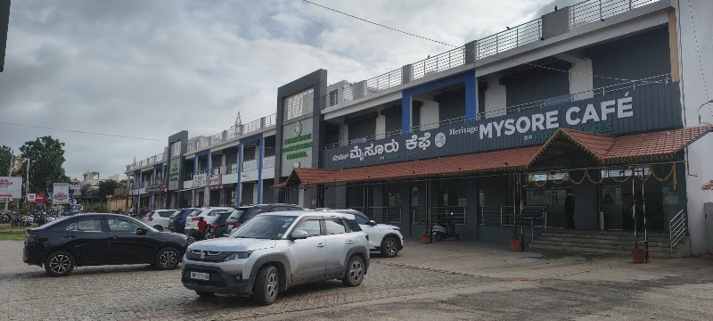 New Mysore Cafe - New Mysore Cafe Mysuru - Ooty Rd, next to RMC Main Gate, Bandipalya, Mysuru, Kadakola, Karnataka 570025, India