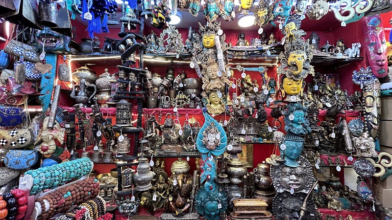 TIBETAN MARKET - TIBETAN MARKET 9FQ3+PH6, Ayarpatta, Nainital, Uttarakhand 263001, India