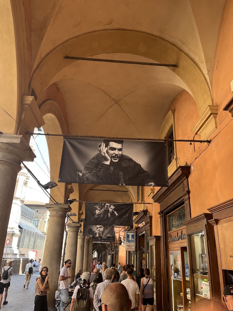 Guruwalk S.L. - Guruwalk S.L., Via Farini, 14, 40124 Bologna BO, Italy