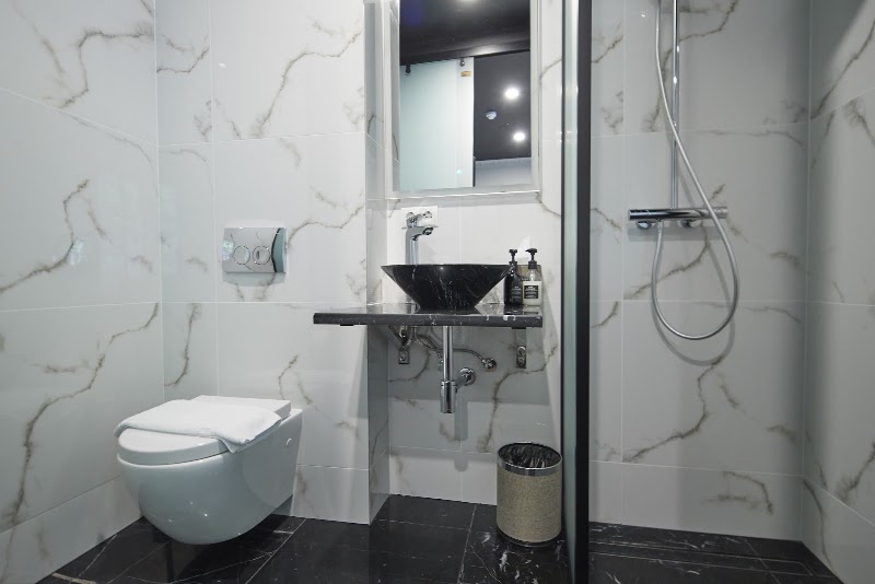 Hotel Akureyri - Hotel Akureyri Hafnarstræti 67, 600 Akureyri, Iceland