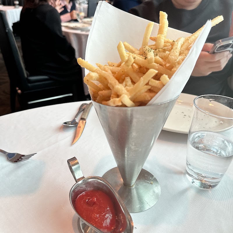 Morton's The Steakhouse - Morton's The Steakhouse 110, Taiwan, Taipei City, Xinyi District, Xingya Village, Section 5 of Zhongxiao East RoadSection 5 of Zhongxiao E Rd, 68號45F