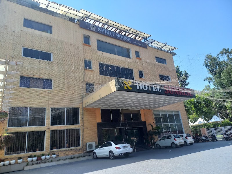 Sunrise Hotel