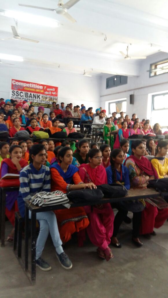 Competition Guru Panchkula- Best Bank, SSC, Police, HSSC, CET, HTET, UGC NET, CUET, Railway Coaching in Panchkula - Competition Guru Panchkula- Best Bank, SSC, Police, HSSC, CET, HTET, UGC NET, CUET, Railway Coaching in Panchkula SCO 38, First Floor, Sector 11,, Sector 11, Panchkula, Haryana 134112, India