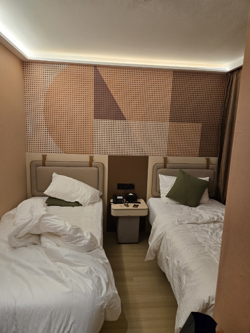A Hotel Farrer Park - Newly Renovated - A Hotel Farrer Park - Newly Renovated, 165 Kitchener Rd, Singapore 208532