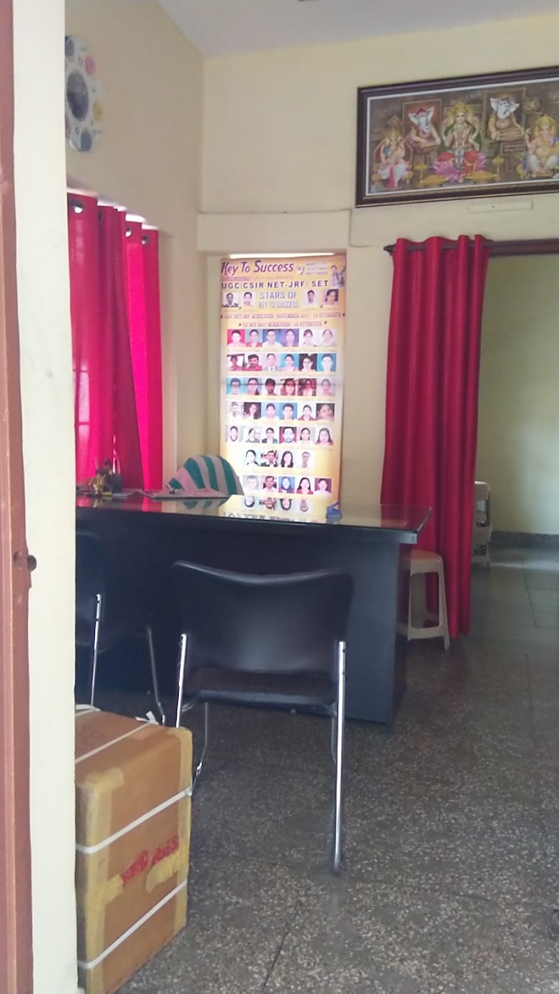 KEY TO SUCCESS COACHING RAIPUR - KEY TO SUCCESS COACHING RAIPUR, F-4 KANCHAN GANGA PHASE-2, Near Saraswati Shishu Mandir, Infront of APPU SWEETS, DDU Nagar, Amanaka, Raipur, Chhattisgarh 492010, India