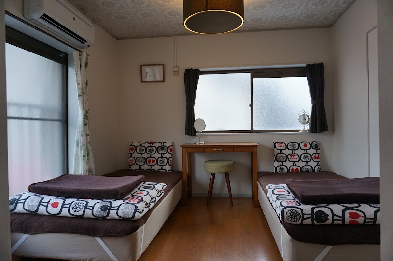 Guesthouse Tenroku - Guesthouse Tenroku 1-chōme-3-1 Honjōhigashi, Kita Ward, Osaka, 531-0074, Japan