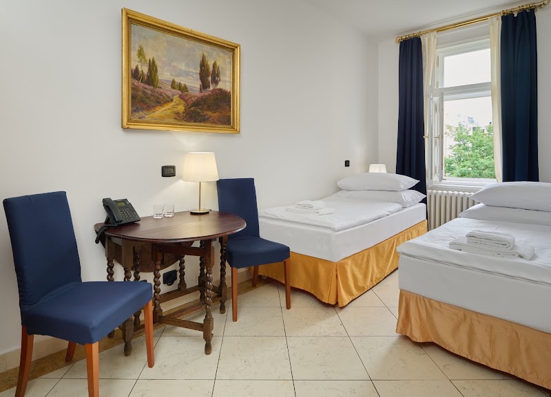 Hotel La Fenice - Hotel La Fenice, Vinohradská 1183/83, Vinohrady, 120 00 Praha-Praha 2, Czechia