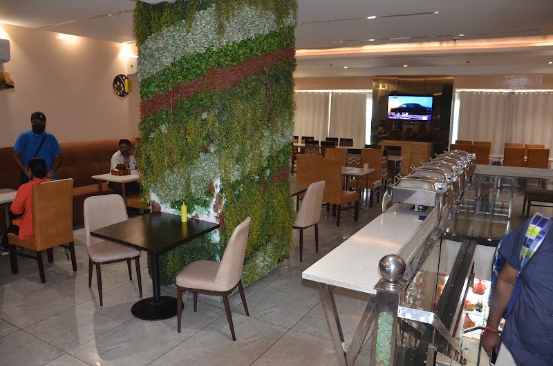 ROYAL HOLIDAY HOMES - ROYAL HOLIDAY HOMES 1018, 10th floor, MOTIAZ ROYAL BUSINESS PARK, Zirakpur, Gazipur, Punjab 140603, India
