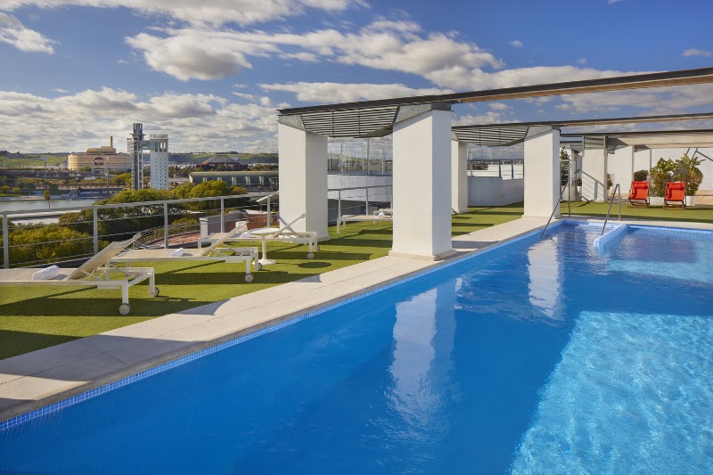 Hotel NH Sevilla Plaza de Armas - Hotel NH Sevilla Plaza de Armas C. Marqués de Paradas, 13, Casco Antiguo, 41001 Sevilla, Spain