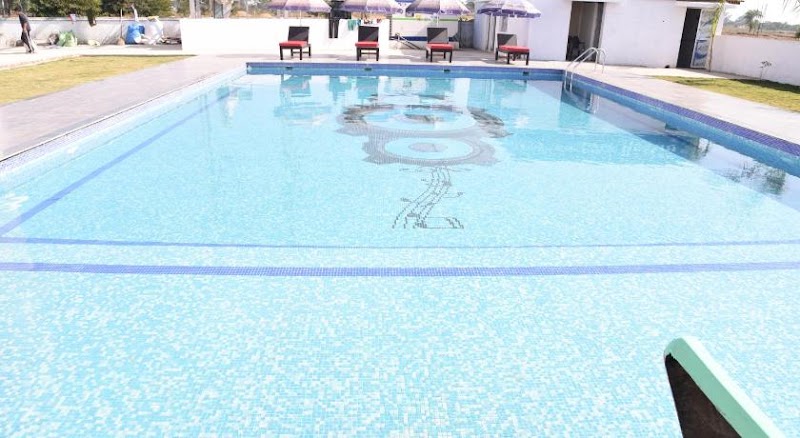 Hotel Kingsway-Luxury Hotel - Hotel Kingsway-Luxury Hotel Ring Road No.1 opposite State Bank of India Telibandha, Chowk, Mahaveer Nagar, Raipur, Chhattisgarh 492001, India