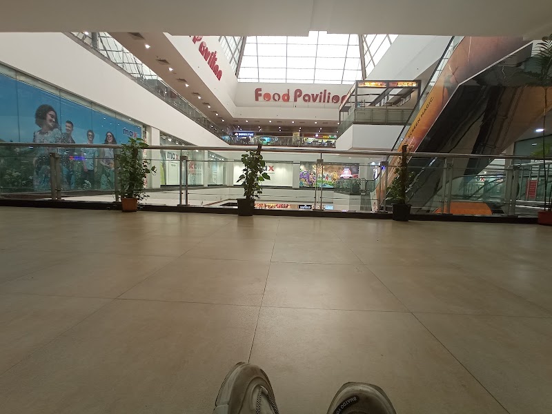 Max - Max MGF Metropolis Mall, Metro Station, Near, Mehrauli-Gurgaon Rd, Sector 28, Maruti Housing Colony, Gurugram, Haryana 122001, India