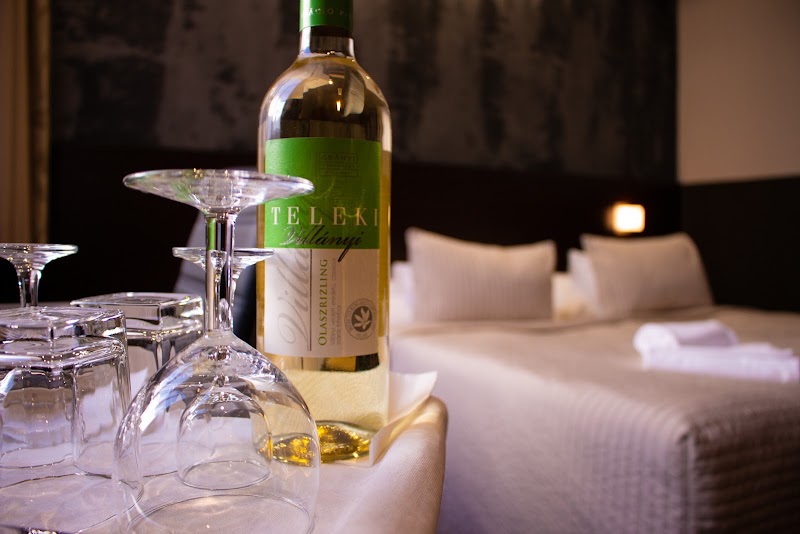 Carat Boutique Hotel - Carat Boutique Hotel Budapest, Király u. 6, 1061 Hungary