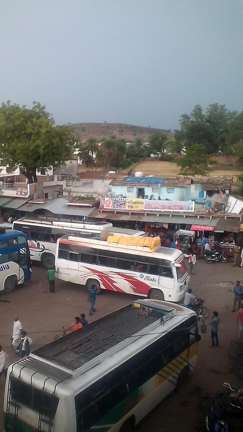 Panna Bus Stand - Panna Bus Stand, Benisagar Mohalla, Panna, Madhya Pradesh 488001, India