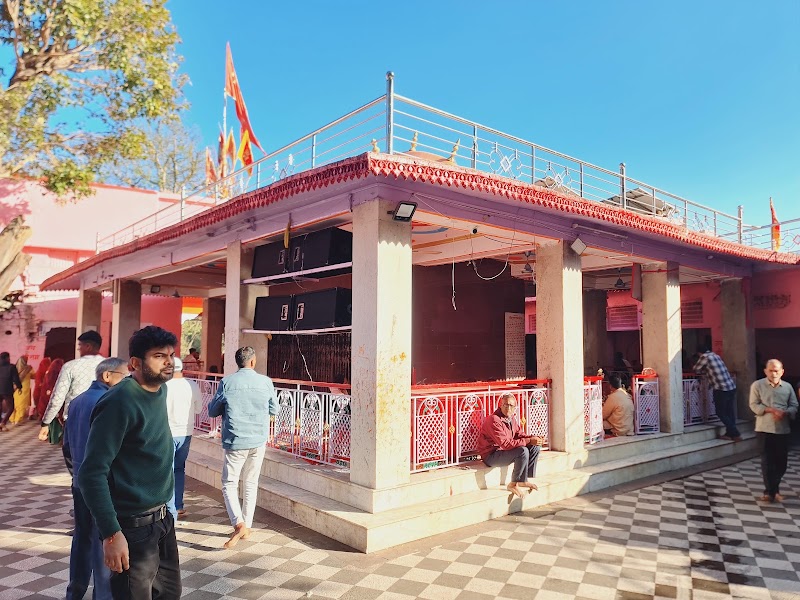 Pandupol Hanuman Mandir Gurugram - Pandupol Hanuman Mandir Gurugram Shaheed Major Vikas Yadav Marg, Fountain Chowk, Police Lines, Gurugram, Haryana 122001, India
