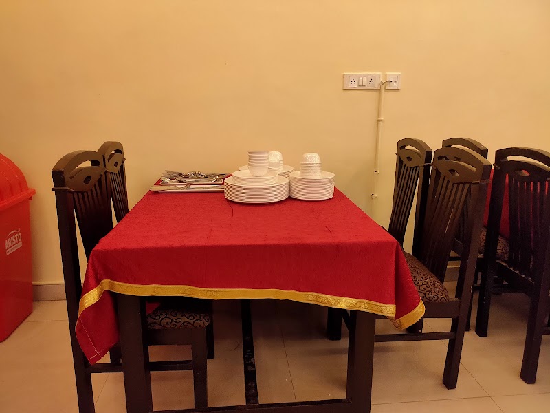 Hotel Devbhoomi Inn - Hotel Devbhoomi Inn Dehradun Rd, near P.N.B bank, Adarsh Gram, Rishikesh, Uttarakhand 249201, India