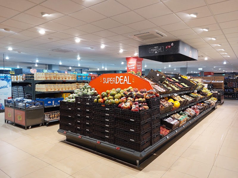 ALDI SUISSE - ALDI SUISSE, Seetalstrasse 11, 6020 Emmen, Switzerland