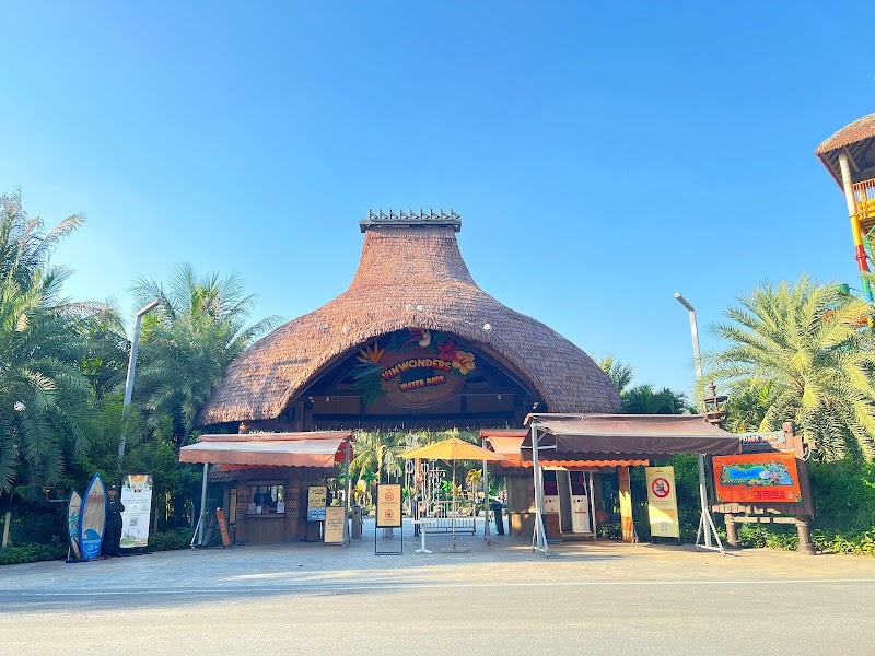 VinWonders Water Park - VinWonders Water Park, Đường D25, Vinhomes Ocean Park 3, Nghĩa Trụ, Hưng Yên 17000, Vietnam