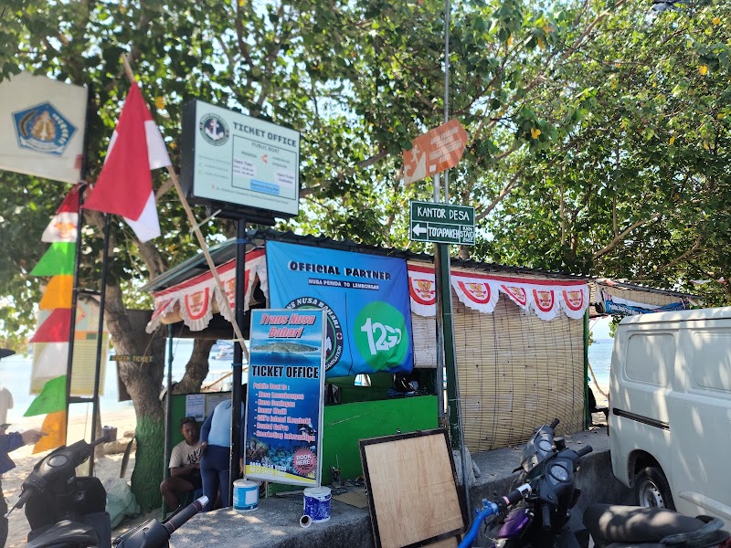Public Ferry Boats to Nusa Lembongan - Public Ferry Boats to Nusa Lembongan, Jalan Sanjaya, Kp. Toyapakeh, Kec. Nusa Penida, Kabupaten Klungkung, Bali 80771, Indonesia