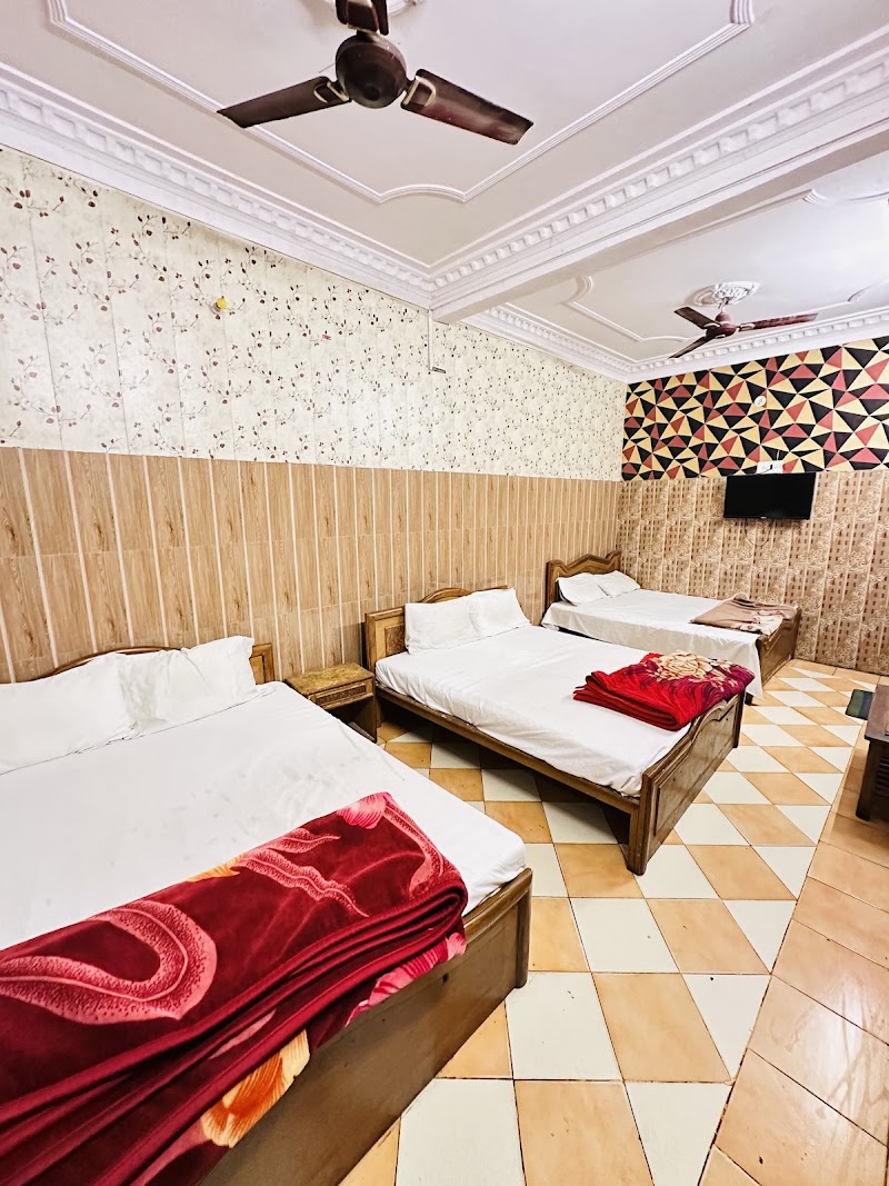 Hotel New Lucknow | Best and budget hotel for couples,family and officials | near charbagh and aminabad | - Hotel New Lucknow | Best and budget hotel for couples,family and officials | near charbagh and aminabad | 91/28 GF, Yadunath Sanyal Road, Latouche Rd, Ghasyari Mandi, Naka Hindola, Lucknow, Uttar Pradesh 226001, India