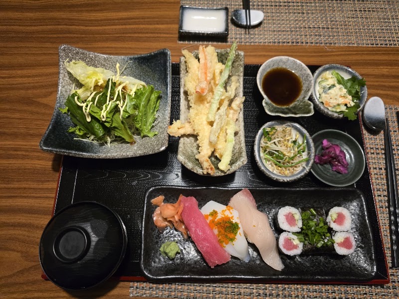 Kogai- Fine Japanese Dining - Kogai- Fine Japanese Dining Ground Floor, Global Foyer Mall, Golf Course Rd, Sector 43, Gurugram, Haryana 122009, India
