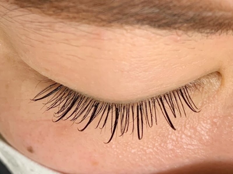 マツエク＆まつげパーマ chou chou Eyelash & Beauty Salon（シュシュ) 吉祥寺 - マツエク＆まつげパーマ chou chou Eyelash & Beauty Salon（シュシュ) 吉祥寺, Spring House, 201 2-chōme-12-5 Kichijōji Honchō, Musashino, Tokyo 180-0004, Japan
