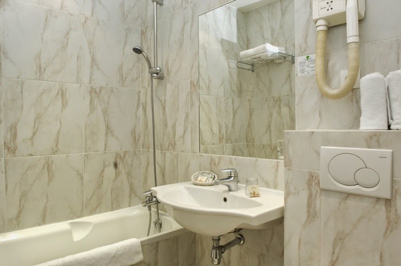 Hotel Boreal - Hotel Boreal 9 Rue Paul Déroulède, 06000 Nice, France