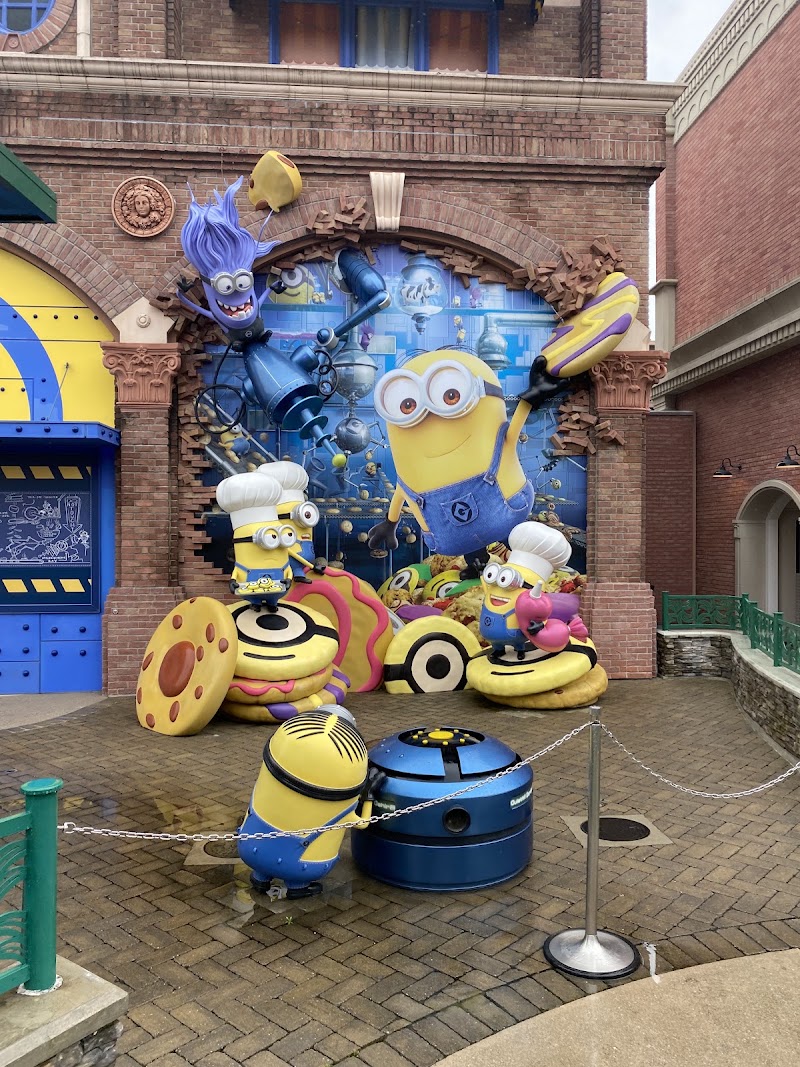 Despicable Me: Minion Mayhem - Despicable Me: Minion Mayhem, 2-chōme-1-33 Sakurajima, Konohana Ward, Osaka, 554-0031, Japan