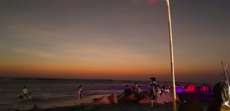 Yellow Beach Bar - Yellow Beach Bar 84WF+GHP, Jl. Munduk Kedungu, Canggu, Kec. Kuta Utara, Kabupaten Badung, Bali, Indonesia