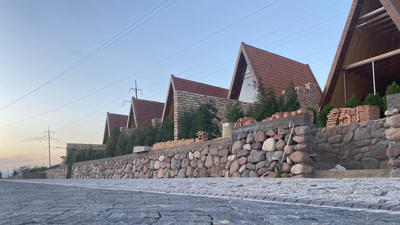 Balandda Chimgan - Balandda Chimgan, Toshlokbet, Chimgon, Toshkent Viloyati, Uzbekistan