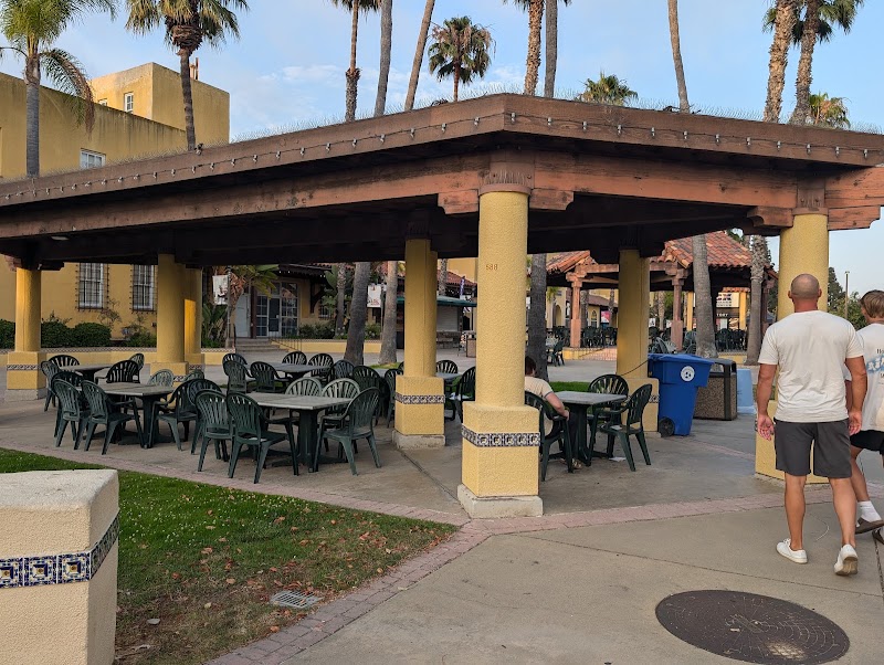 Common Grounds Cafe - MCRD Base - Common Grounds Cafe - MCRD Base, 3800 Chosin Ave Bldg 10, San Diego, CA 92140, USA
