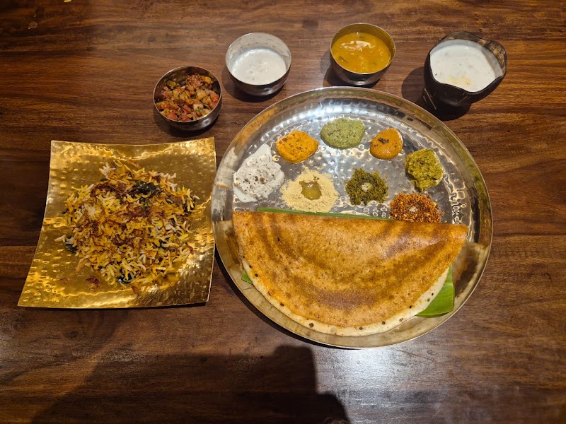 Benne Nivas - Benne Nivas, Building B117 & 118, Huda Market, Sector 16, Faridabad, Haryana 121002, India