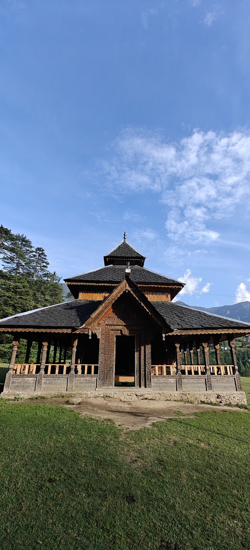 Sainj Valley - Sainj Valley Q83F+WWP, Dusharh, Kanaun, Himachal Pradesh 175134, India