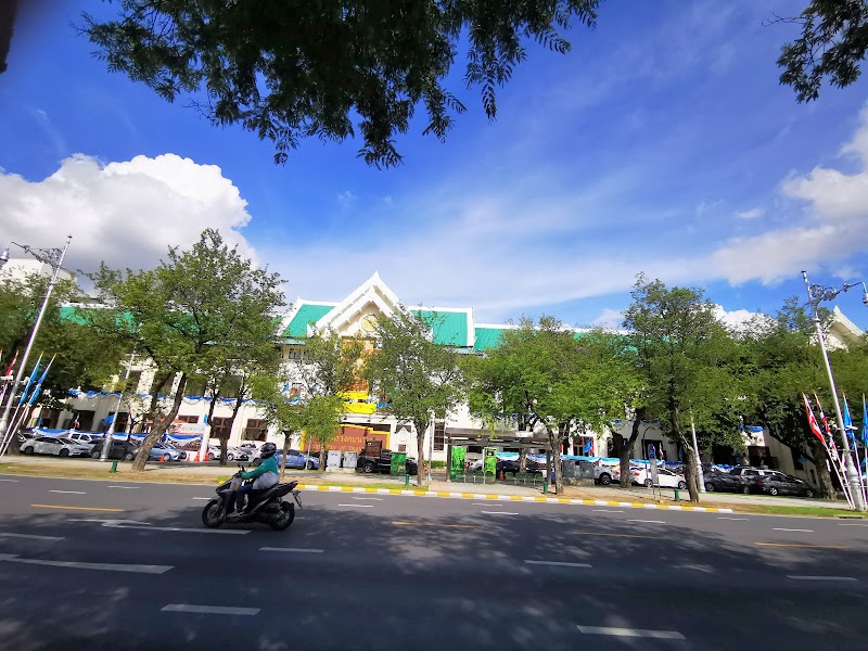 Ministry of Agriculture and Cooperatives - Ministry of Agriculture and Cooperatives, 3 Thanon Ratchadamnoen Klang, Khwaeng Ban Phan Thom, Khet Phra Nakhon, Krung Thep Maha Nakhon 10200, Thailand