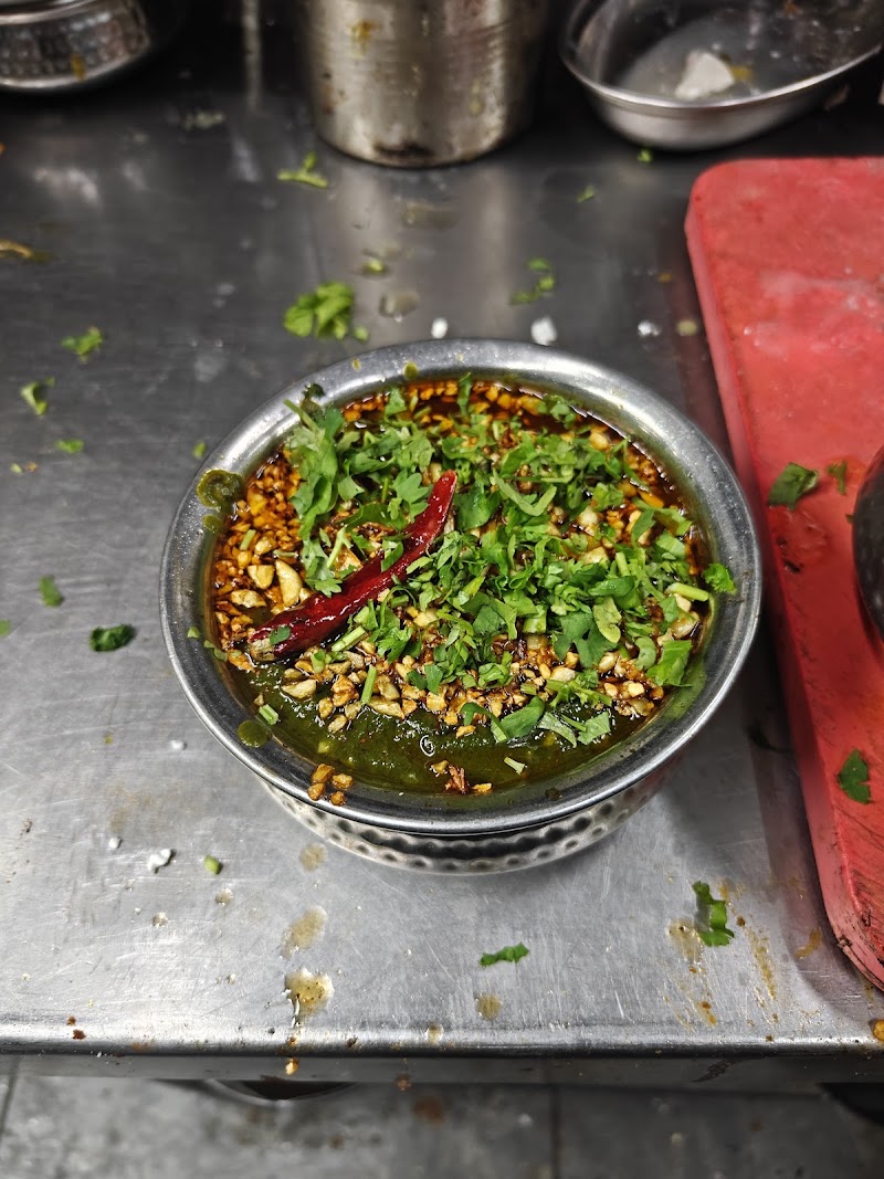 Mewari Makkhana Dhaba Priyank Khanna - Mewari Makkhana Dhaba Priyank Khanna Shop No.1 Debari Circle Airport Road, Udaipur 313024, Udaipur, Jharnon Ki Sarai, Rajasthan 313001, India