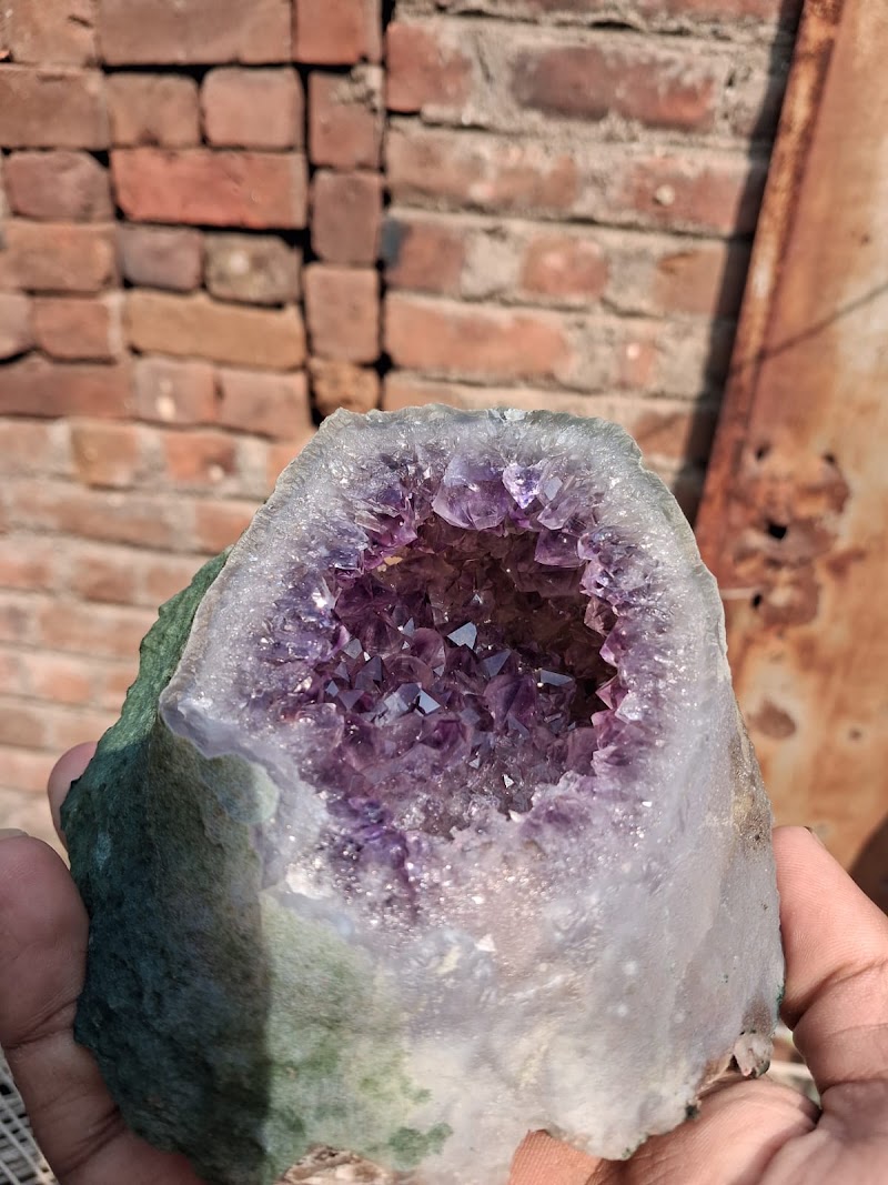 Crystals King - Crystals King, MMVX+3F2, Arambol, Goa 403524, India