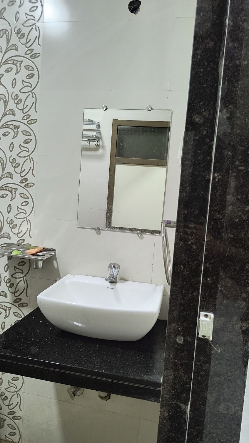 Thakkar's Home Stay - Thakkar's Home Stay, BP-55, Khan Road, next to Roshan Residency, Kotwal Nagar, Bazar Peth, Matheran, Maharashtra 410102, India