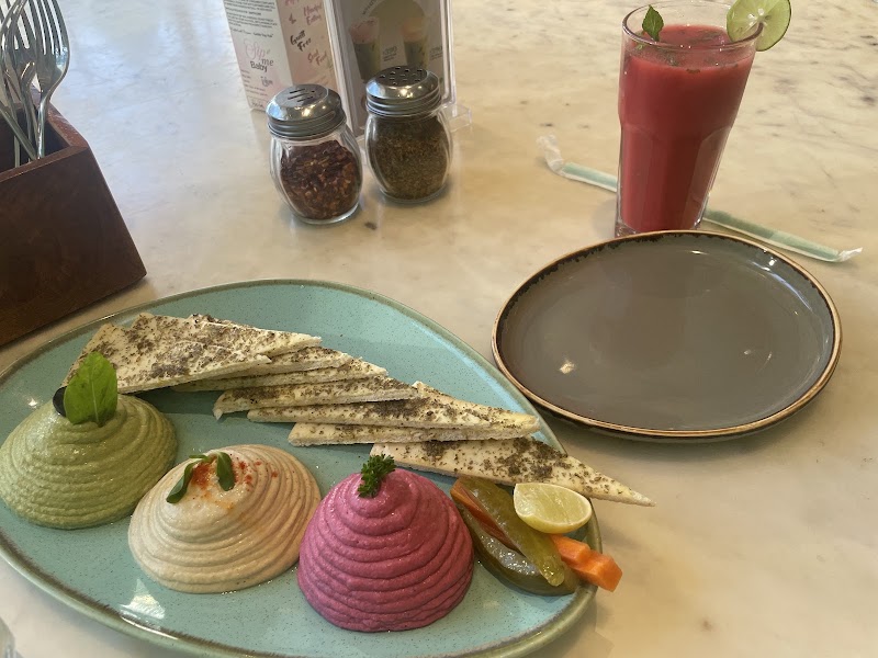 Earth Cafe @ BKC - Earth Cafe @ BKC 4, Ins Tower, G Block BKC, Bandra Kurla Complex, Bandra East, Mumbai, Maharashtra 400098, India