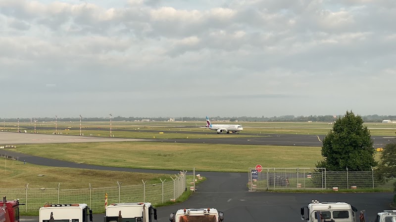 D-Flughafen Bf - D-Flughafen Bf, District 5, 40472 Düsseldorf, Germany