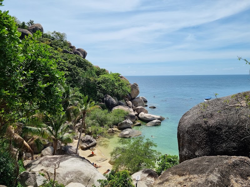 Freedom Beach - Freedom Beach 20 Moo 3, Koh Tao, อำเภอเกาะพะงัน สุราษฎร์ธานี 84280, Thailand
