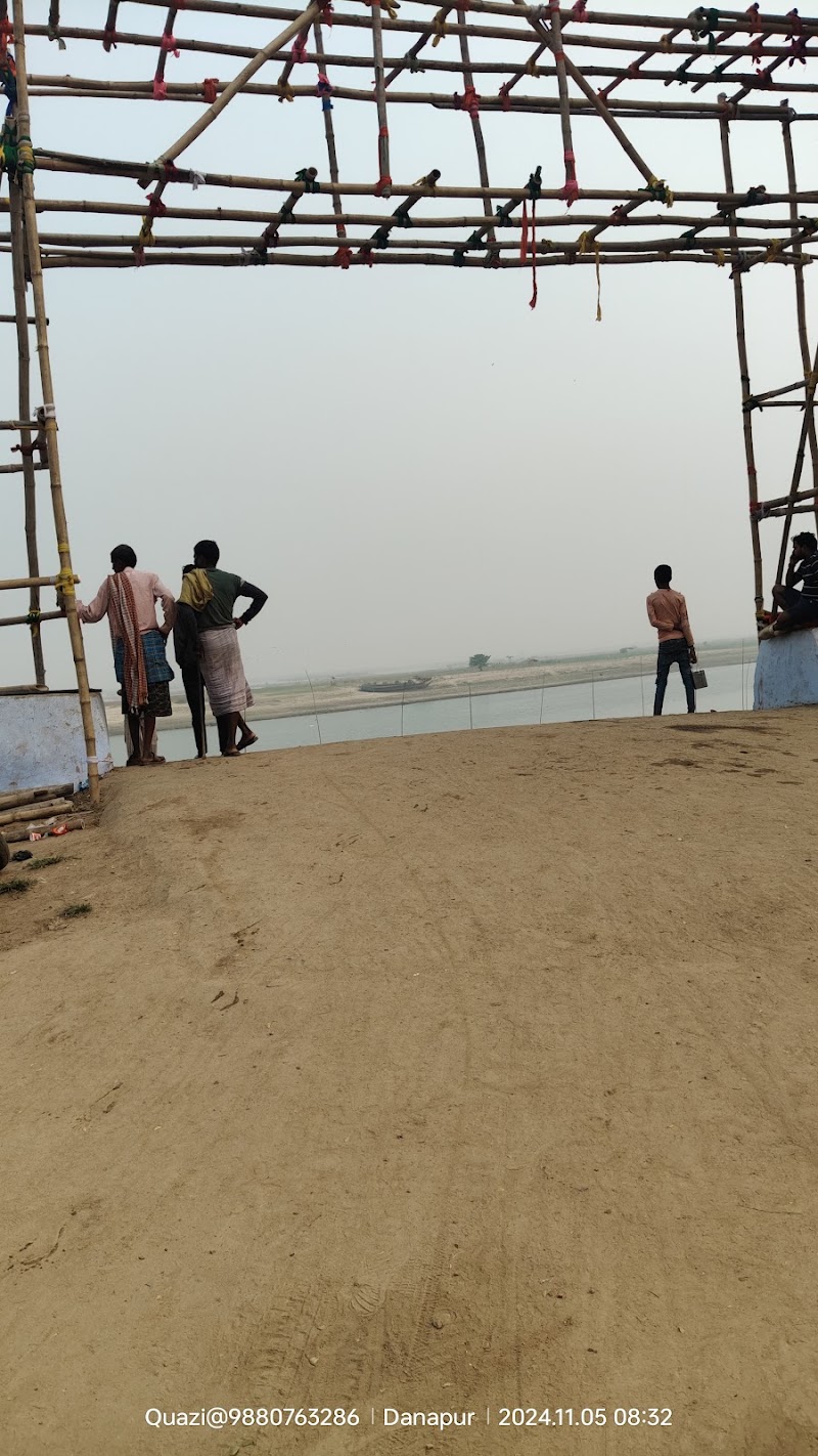 Barik ganga ghat - Barik ganga ghat J2QQ+G73, Danapur Cantonment, Danapur, Patna, Bihar 801503, India