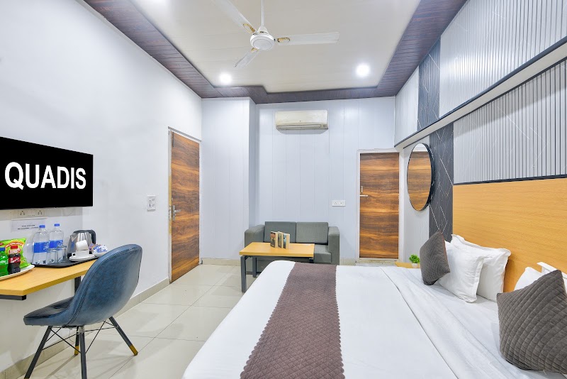 Hotel Downtown by Quadis Sector 15 Noida - Hotel Downtown by Quadis Sector 15 Noida Metro pillar no. 33, Opposite, New Ashok Nagar Rd, Naya Bans, Naya Bans Village, Sector 15, Noida, Uttar Pradesh 201301, India